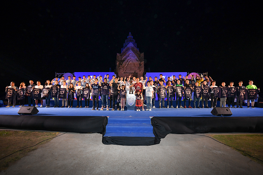 วิเคราะห์บอล ทีเด็ดบอล - บุรีรัมย์เปิดตัวขุนพลเซราะกราว!-‘เนวิน’-ประกาศต้องเป็นมากกว่าทีมฟุตบอล
