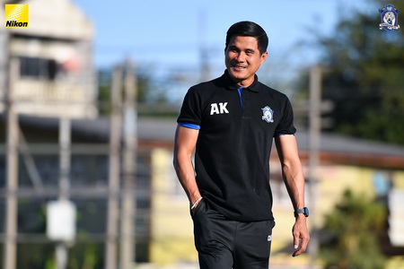 วิเคราะห์บอล ทีเด็ดบอล - -โค้ชอ่ำ--พอใจ!--พยัคฆ์ล้านนา--เก็บเเต้มแรกได้ตั้งเเต่เริ่ม